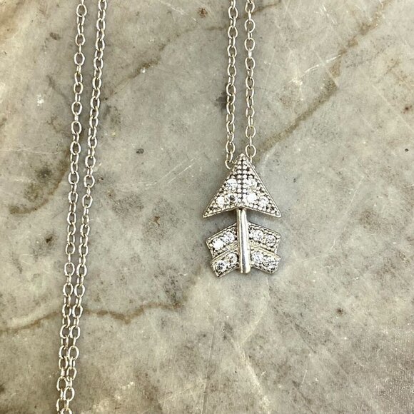 Sterling Silver 925 ATI Very Dainty Tiny Round CZ Arrow Pendant Necklace 18" - Picture 11 of 16